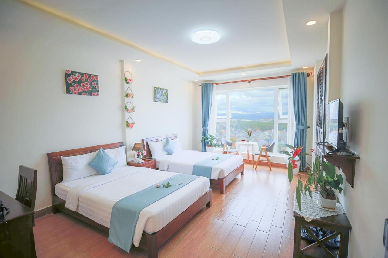 Rose Valley Khách sạn 3*