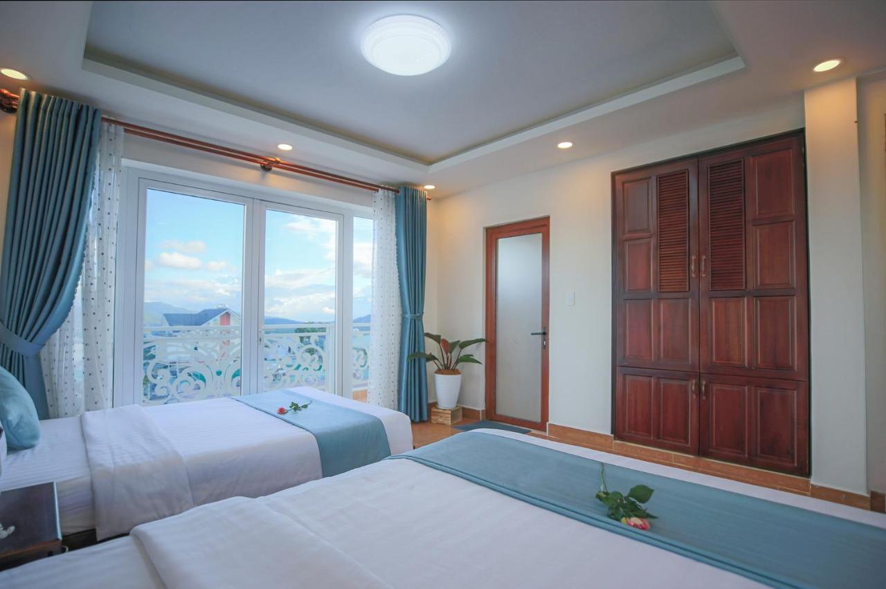 Khách sạn Rose Valley 3*