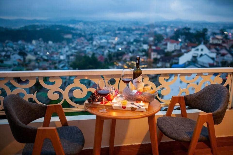 Khách sạn Rose Valley 3*
